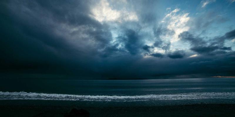 教育数字化转型中的伦理挑战：在线学习如何平衡数据隐私与学生数字画像